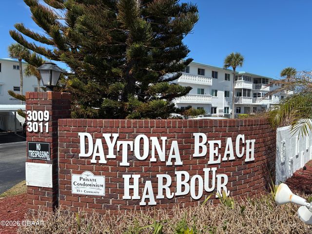 3009 N Halifax Ave Apt A22, Daytona Beach, FL 32118