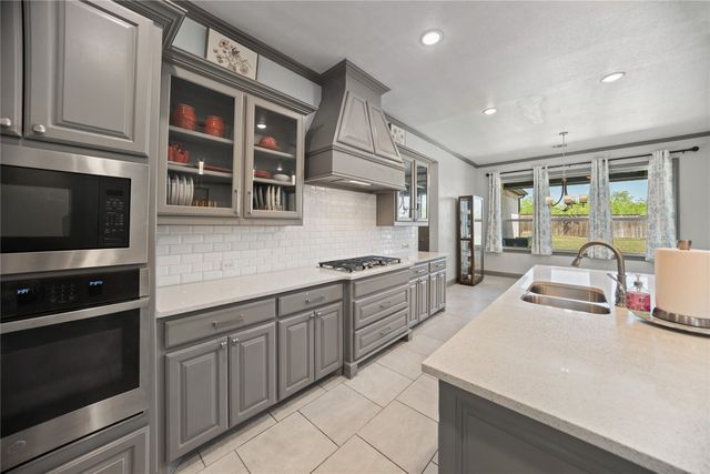 204 Townsend Drive, Haslet, TX 76052