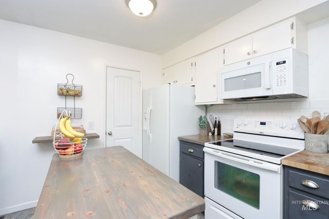 5613 W Kootenai St, Boise, ID 83705