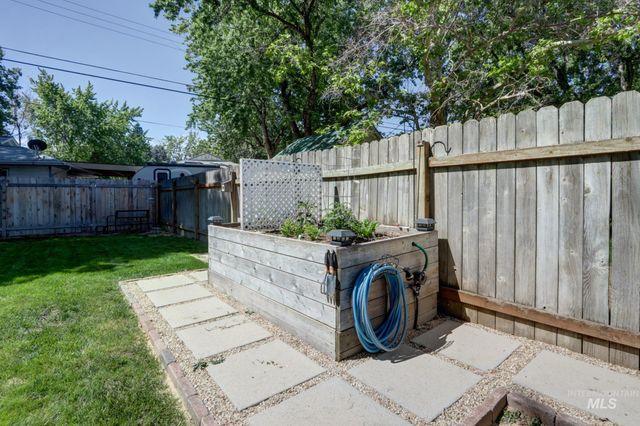 5613 W Kootenai St, Boise, ID 83705