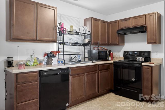 455 Menlo Park Road, Greensboro, NC 27405