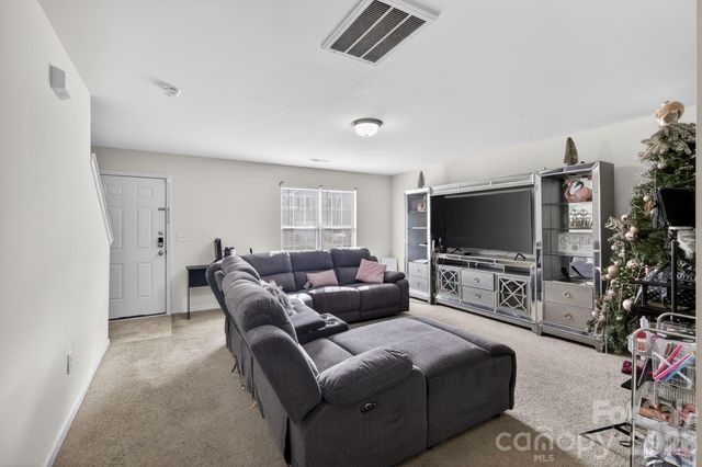 455 Menlo Park Road, Greensboro, NC 27405