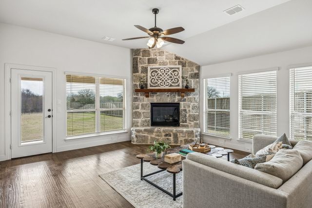 11551 Tanager Lane, Cross Roads, TX 76227