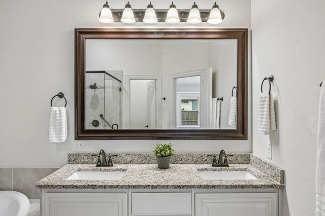 11551 Tanager Lane, Cross Roads, TX 76227