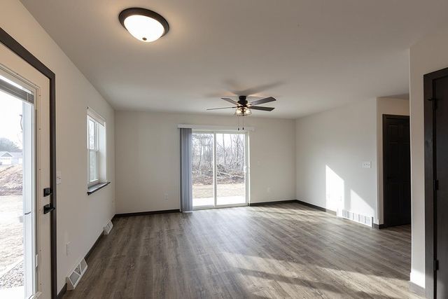 910-920 GREEN PASTURES TRAIL, Plover, WI 54467