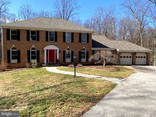 702 FALLS RD, Parkton, MD 21120