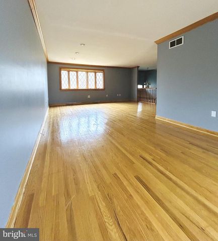 88 W RAMBLER DR, Southampton, PA 18966