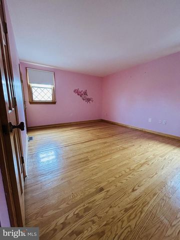 88 W RAMBLER DR, Southampton, PA 18966