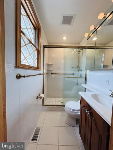 88 W RAMBLER DR, Southampton, PA 18966