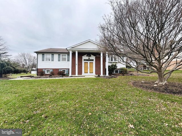88 W RAMBLER DR, Southampton, PA 18966