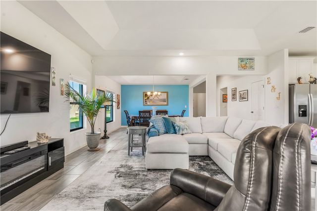 5760 1st Road, Vero Beach, FL 32968