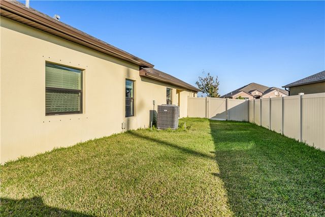 5760 1st Road, Vero Beach, FL 32968