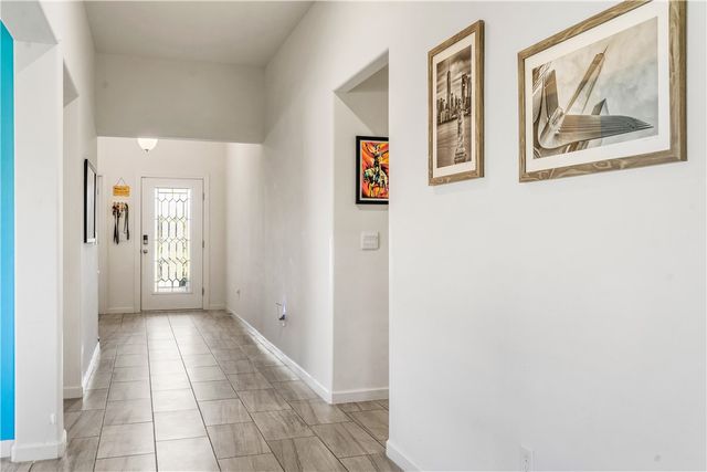 5760 1st Road, Vero Beach, FL 32968