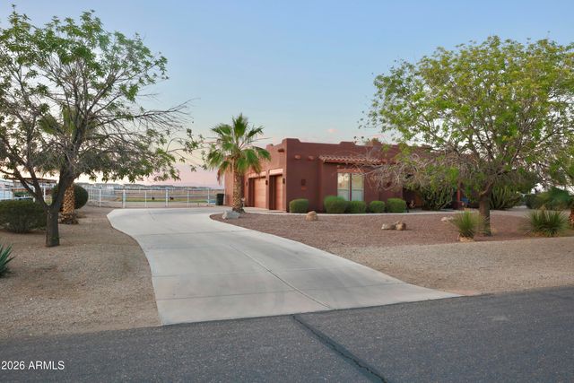 16126 W LANE Avenue, Litchfield Park, AZ 85340