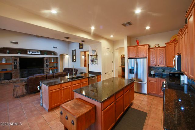 16126 W LANE Avenue, Litchfield Park, AZ 85340
