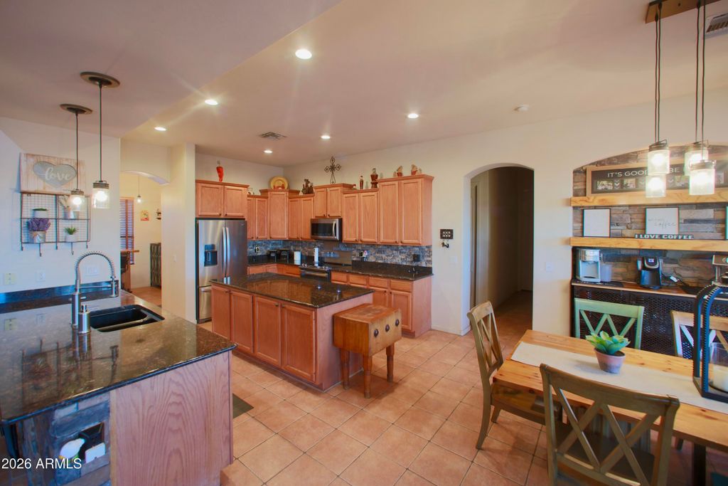 16126 W LANE Avenue, Litchfield Park, AZ 85340