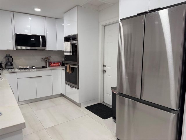 1912 N 42nd Ave, Hollywood, FL 33021