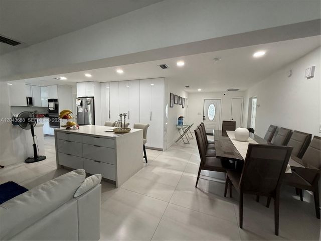 1912 N 42nd Ave, Hollywood, FL 33021