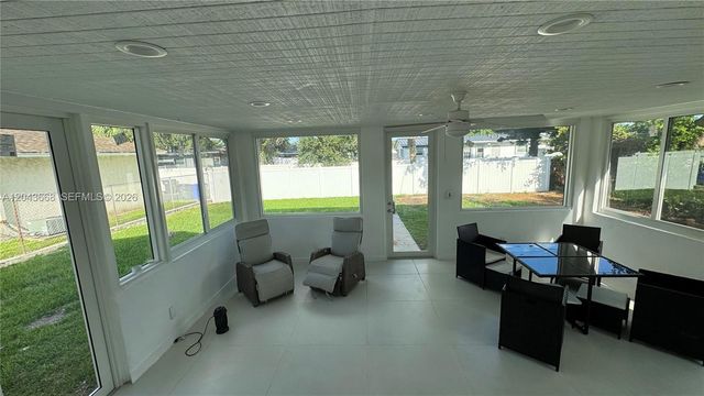 1912 N 42nd Ave, Hollywood, FL 33021