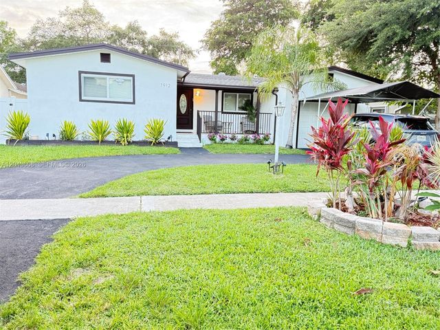 1912 N 42nd Ave, Hollywood, FL 33021