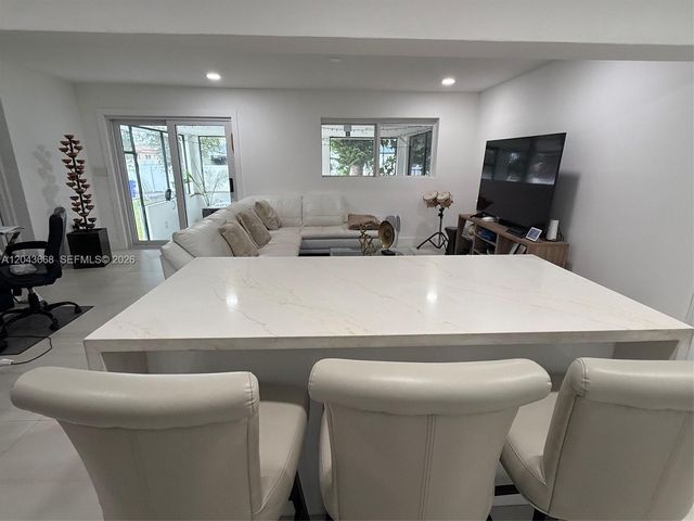 1912 N 42nd Ave, Hollywood, FL 33021