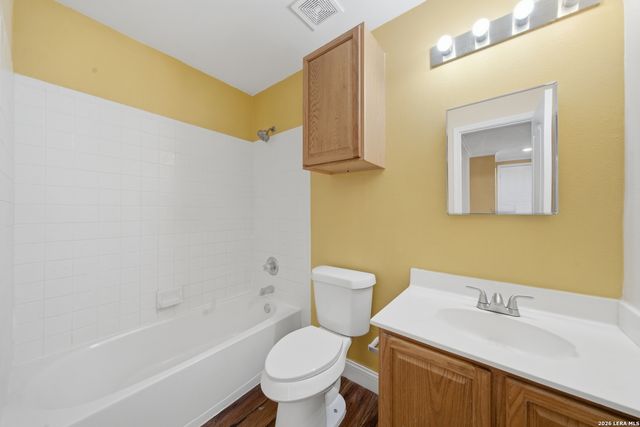 7019 Knights, San Antonio, TX 78233