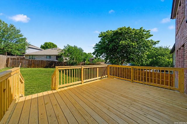 7019 Knights, San Antonio, TX 78233