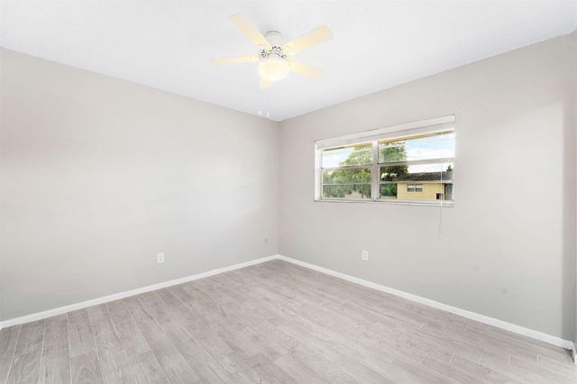 7360 NW 1st Street 206, Margate, FL 33063