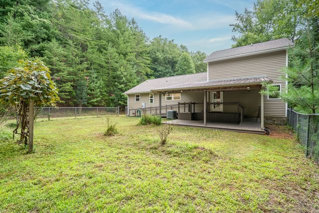 35 Burkensmyth Lane, Blairsville, GA 30512