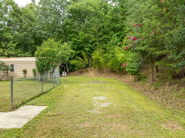 35 Burkensmyth Lane, Blairsville, GA 30512