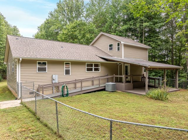 35 Burkensmyth Lane, Blairsville, GA 30512