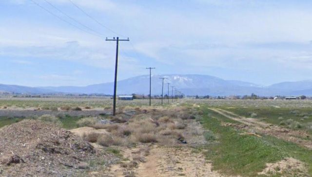 22550 Ave C, Lancaster, CA 93536