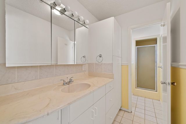 606 Cedar DR, Buchanan Dam, TX 78609