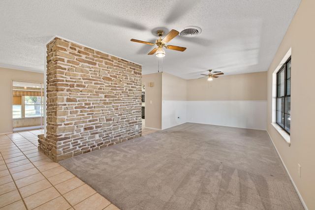 606 Cedar DR, Buchanan Dam, TX 78609