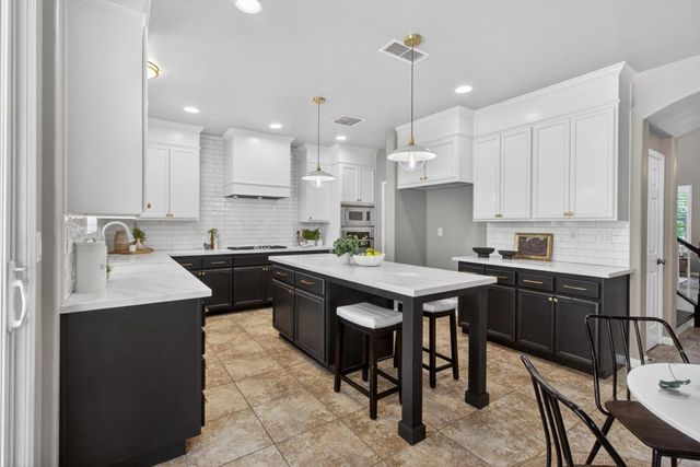 2070 Larkstone Pl, El Dorado Hills, CA 95762