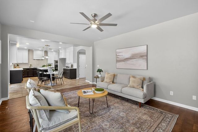 2070 Larkstone Pl, El Dorado Hills, CA 95762