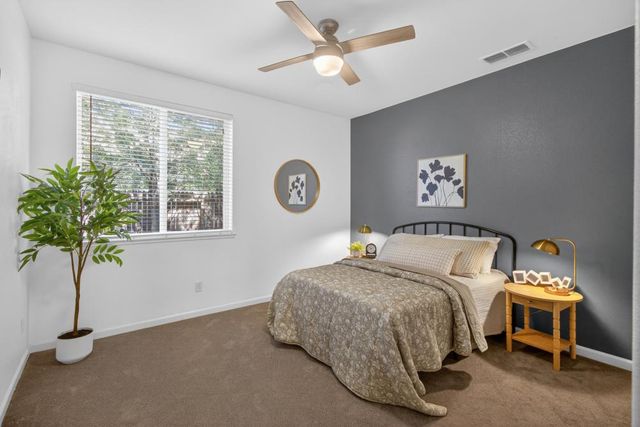2070 Larkstone Pl, El Dorado Hills, CA 95762