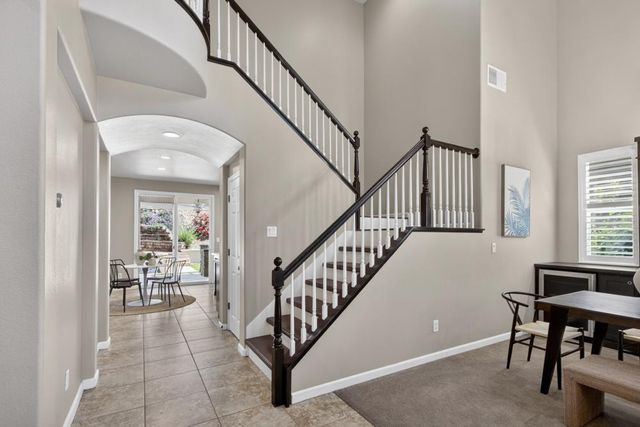 2070 Larkstone Pl, El Dorado Hills, CA 95762