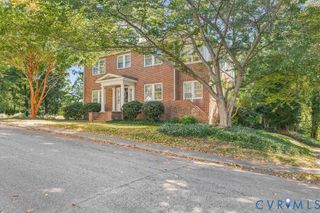 201 Oakwood Ave, Hopewell, VA 23860