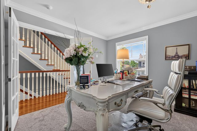 2 HOWARD PL, Bayonne, NJ 07002