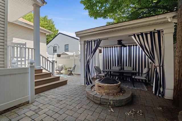 2 HOWARD PL, Bayonne, NJ 07002