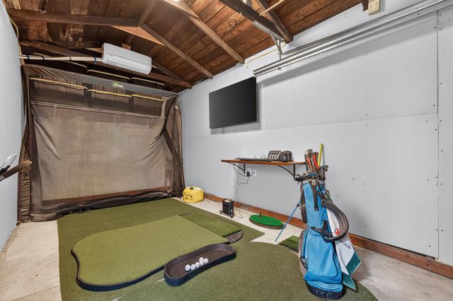 2 HOWARD PL, Bayonne, NJ 07002