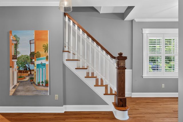 2 HOWARD PL, Bayonne, NJ 07002