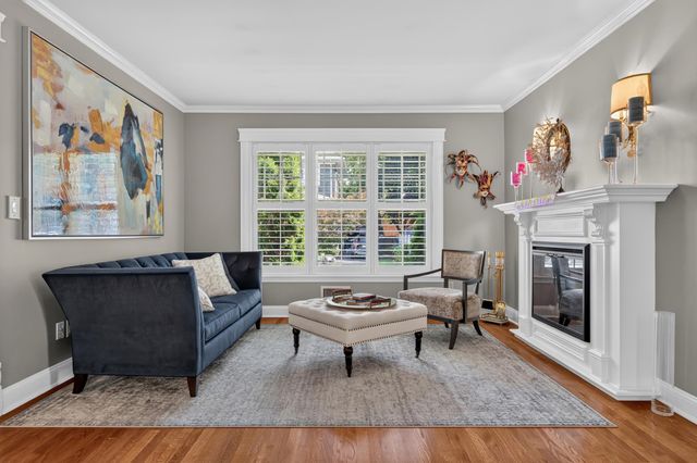 2 HOWARD PL, Bayonne, NJ 07002