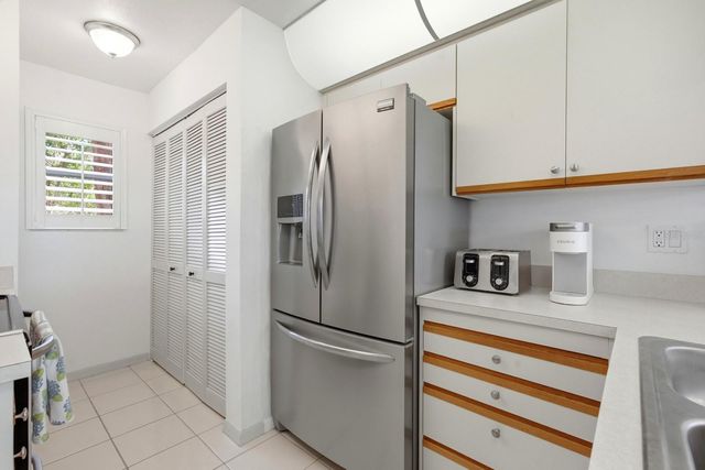 460 BOUCHELLE DRIVE 101, New Smyrna Beach, FL 32169