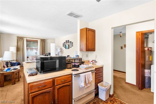 942 Canterbury Lane, Salem, OH 44460