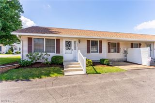 942 Canterbury Lane, Salem, OH 44460