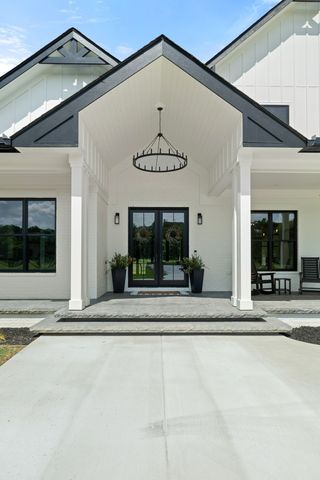 150 Scenic Cir, Pulaski, TN 38478