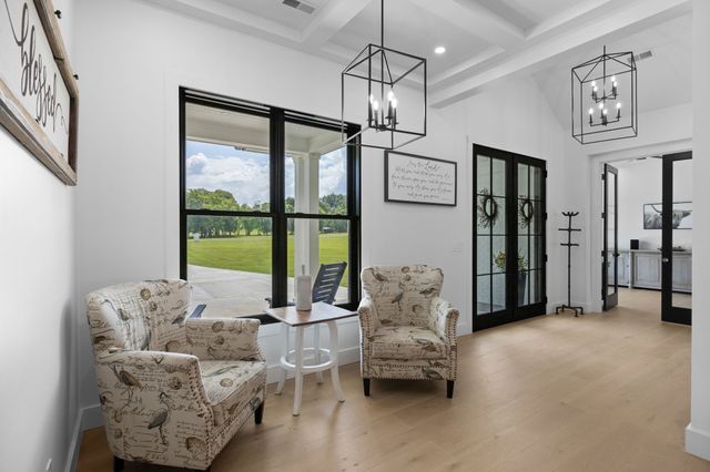 150 Scenic Cir, Pulaski, TN 38478