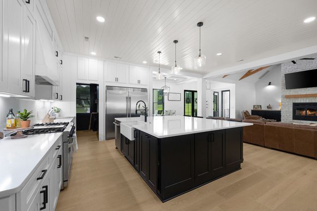 150 Scenic Cir, Pulaski, TN 38478